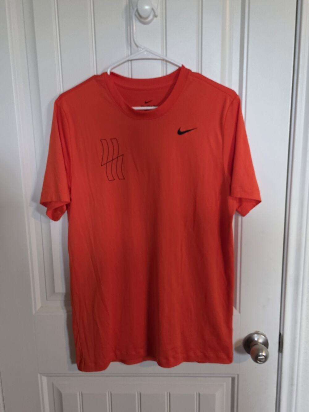 Nike Dri-FIT Hype Nation Men’s Large Red Orange Short Sleeve Training Shirt